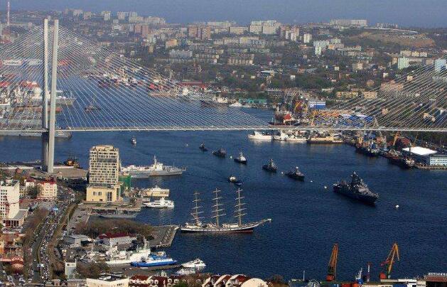 俄羅斯上半年貿易順差增長46.3%