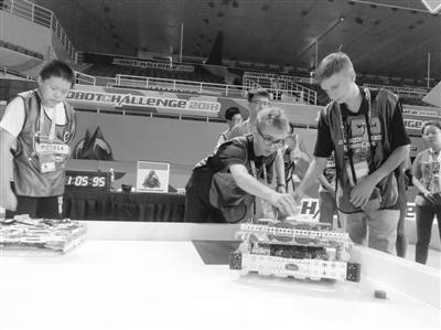 2018國際機器人挑戰賽 千余隊伍競風采