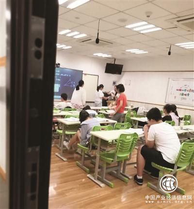 半年工資養不起一個暑期孩子？ 各種培訓補課費驚人