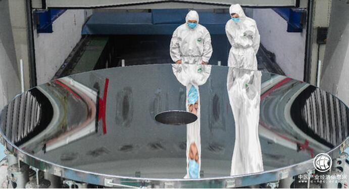 我國研制出4米大口徑碳化硅非球面光學反射鏡