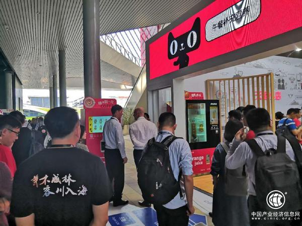 便麗貓入駐阿里巴巴零售通，助力“購便利無人售貨機”