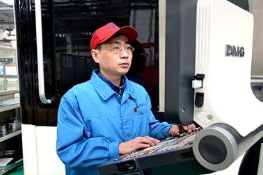 大國工匠董禮濤：以匠心駐守“中國創造”