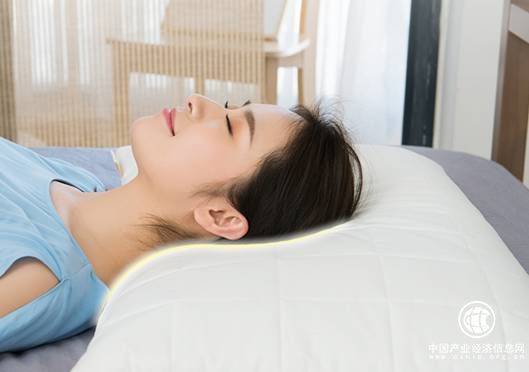 艾灸石天然乳膠枕，安享一夜好睡眠