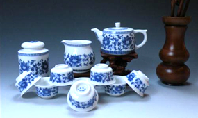 老字號新生態：瓷器老字號，品牌正擦亮
