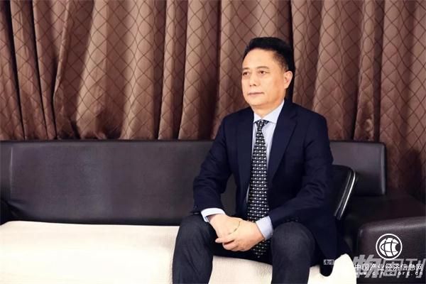 「南方人物周刊」張代理和他的工廠革命