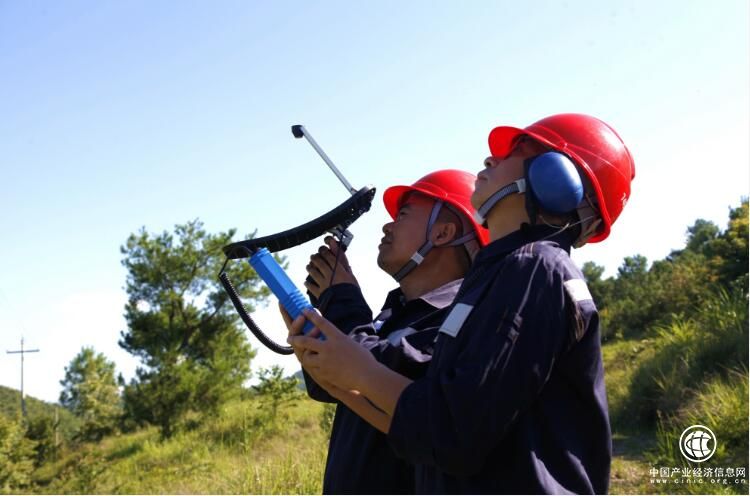 “中國天眼”兩周年 南方電網高科技護航全面升級