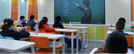 小魚易連：三四線城市教育市場增長的最大機會在雙師課堂