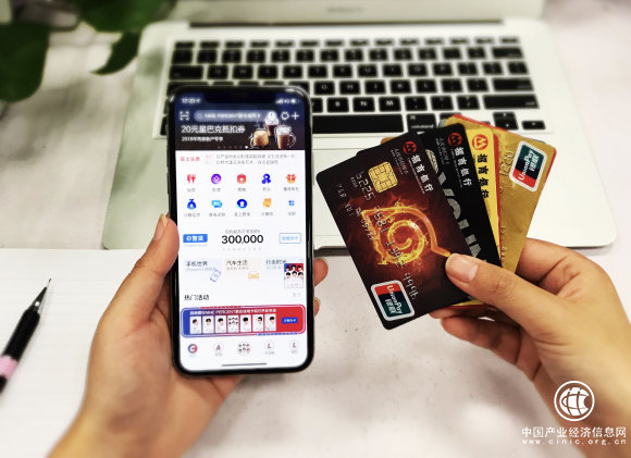 10個月交易額超全球8成國家GDP，招行信用卡是如何做到的？