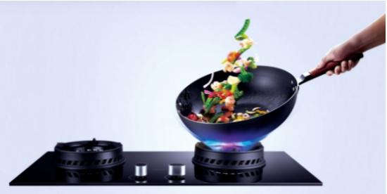 冬之日水始冰，老板電器溫暖一整季
