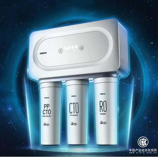 老板凈水機J386：微塑料入侵人體已被確認，你還要喝含有塑料的水嗎？