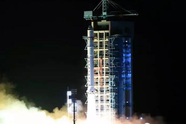 我國成功發射試驗六號衛星 搭載發射4顆微納衛星