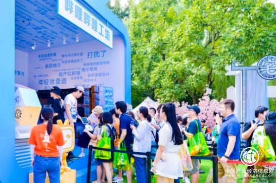 B站抱緊淘寶，二次元找到商業化道路