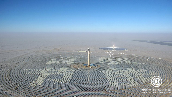 中國首座百兆瓦級光熱電站