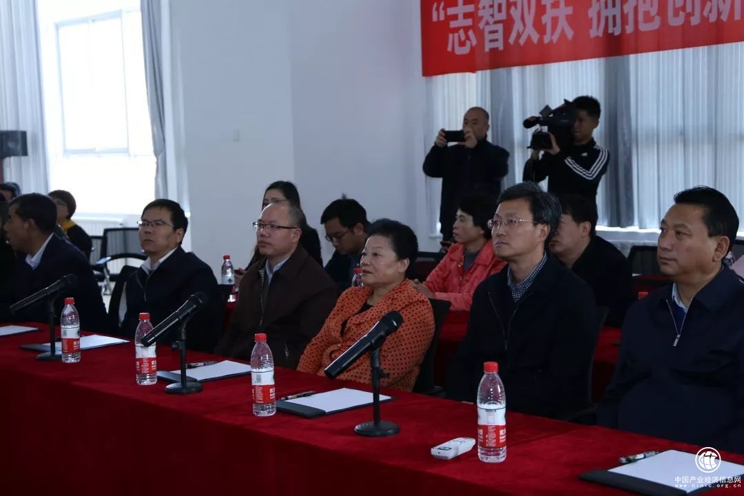 “鷺海臨風電商扶貧助手”正式發布，開啟志智雙扶新模式
