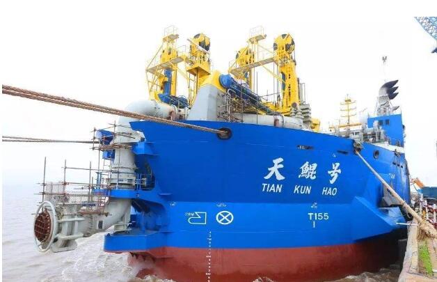 我國自主研發疏浚重器“天鯤號”正式具備投產能力