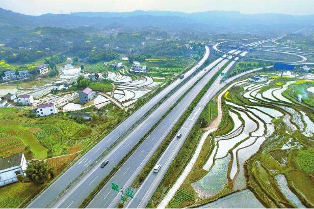2025年四川省重點項目名單公布 810個項目年度投資7916.5億元