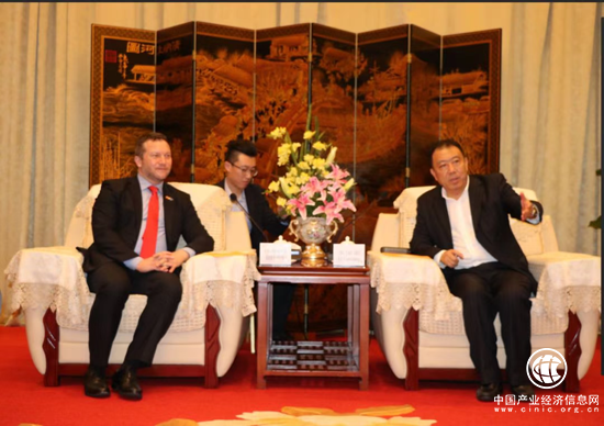 海南省政協副主席李國梁會見歐盟·中國“一帶一路”文化和旅游發展委員會主席