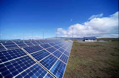 新能源發電保持高速增長 超越煤電成為系統第一大電源
