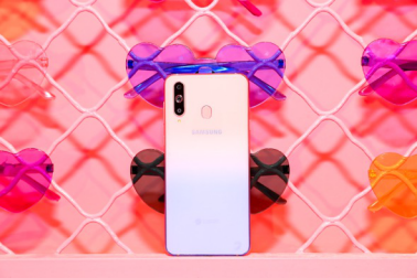 女神節，三星Galaxy A8s獨角精靈版成就方寸之間的夢幻之美