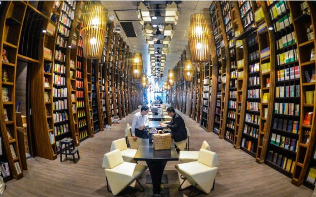當“煙火氣”加入，書店的邊界在哪兒？
