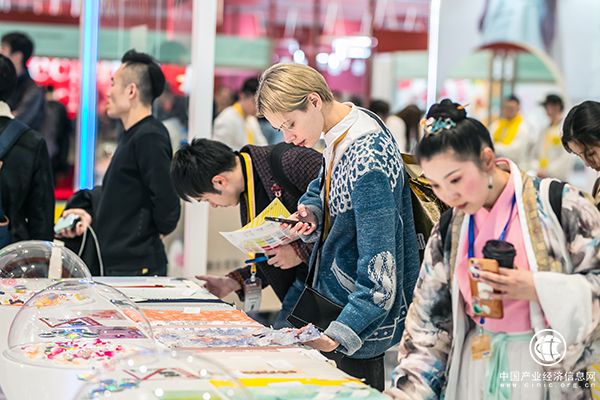 2019中國國際紡織面料及輔料（春夏）博覽會盛大啟幕圖4