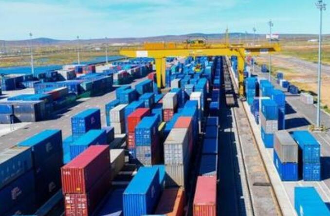 前十月途經新疆中歐班列超過去年總和達到5743列