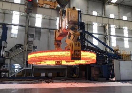 世界最大無焊縫整體不銹鋼環形鍛件研制成功