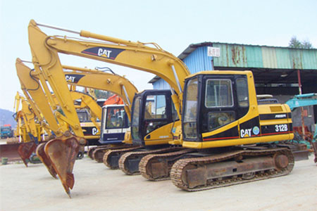 挖掘機銷售回暖透露積極信號
