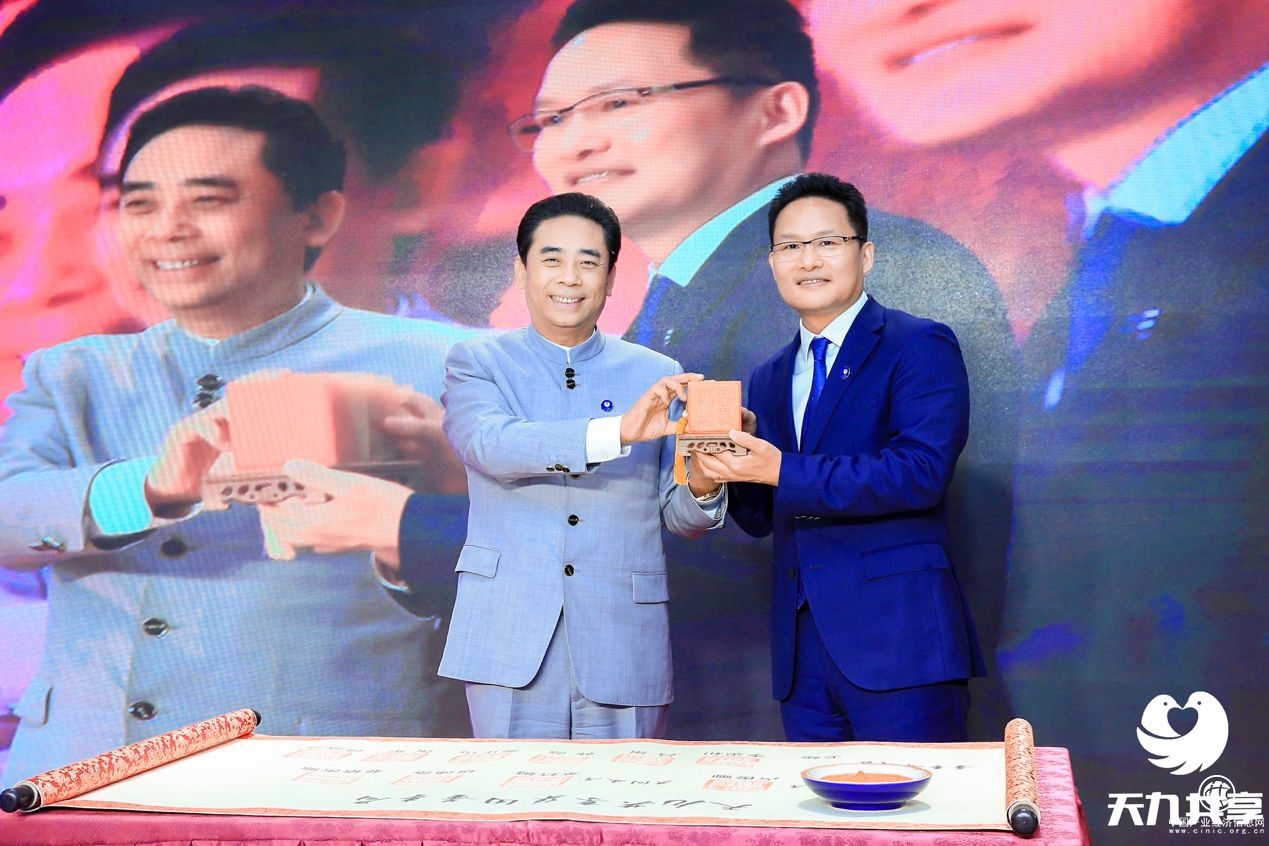 全球人才大戰爆發 中國民企PK國際巨頭鹿死誰手