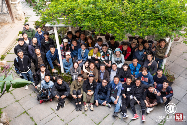 歡喜傳媒都市喜劇電影《生不由己》殺青，“姥爺”李保田助力任素汐勇敢追愛