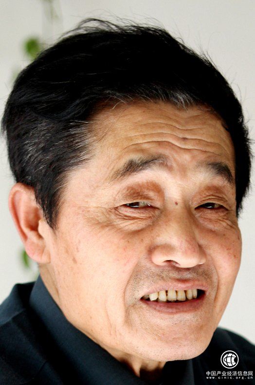 一代傳承 獨具匠心——藝術大家蕭肅