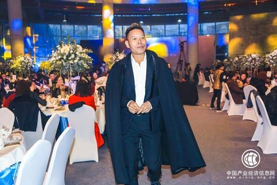 低調轉型七年后迎來銷售增長新高峰，利郎都發生了哪些變化？