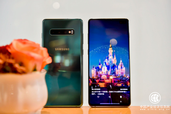 三星Galaxy S10+，做你口袋里的照相機
