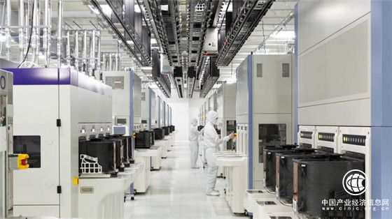 開創閃存新紀錄！東芝披露96層堆疊QLC與128層3D TLC閃存
