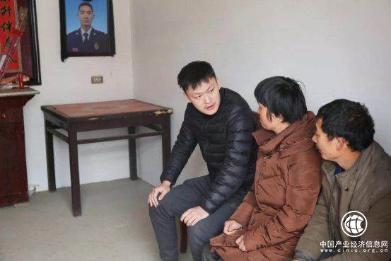 麥吉麗資助涼山烈士家屬：致敬英雄，不滅靈魂