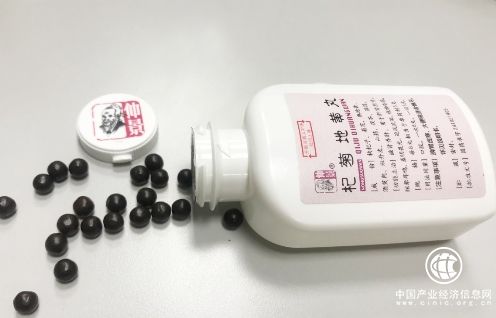 玩手機眼睛干澀怎么辦？仲景杞菊地黃丸對癥治療