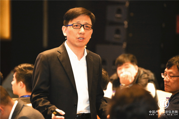定位效果專家顧均輝：新式茶飲千茶混戰，誰能最終勝出？