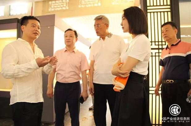 https://mmbiz.qpic.cn/mmbiz_jpg/ia9hZmqCYGTRgF6IKH5eQiahmqmReKePVCriac5e0wssURHyBLpAt6vvh41tk0zzb76Tm6zPyy8GpjkYbmPuwBb0g/640?wx_fmt=jpeg&wxfrom=5&wx_lazy=1&wx_co=1