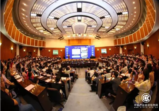 第五屆華廈眼科國際論壇召開，眼科界“超強大腦”登鷺