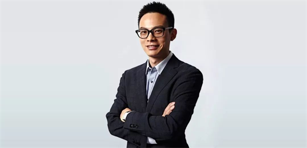 豪賭500萬的微商第一人陳育新回歸，這一次他選中的YOOZ電子煙能否再造神話？