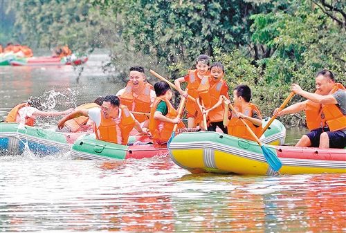 避暑游、“清涼游”“文化游”迎來“高人氣” 釋放夏日消費市場新動力