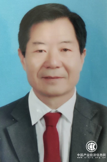 紀念建國七十周年--新時代（經典）藝術家之二--秦杰