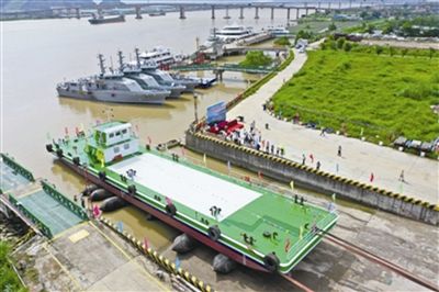 中國首艘自主研發甲醇燃料動力船艇下水