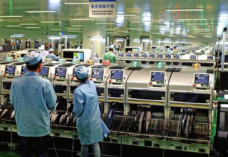 今年前7月，我國工業投資繼續保持兩位數增長