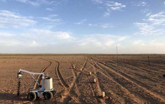 華東師大師生研發“種樹機器人” 種植效率大大提高