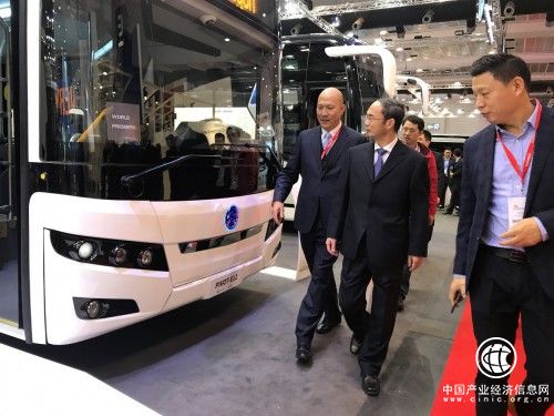 讓歐洲領略中國智造 金旅客車攜四款產品亮相世界客車博覽會