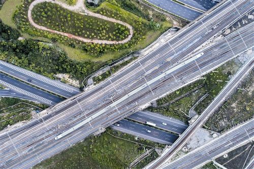 粵桂黔滇高鐵經濟帶 助力區域協調發展