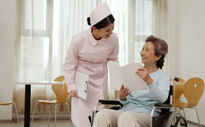 各地多措并舉著力破解難點堵點 提供優質醫養結合服務