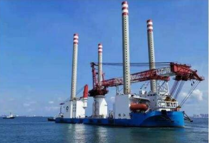 國內首座1200噸自航自升式風電安裝平臺