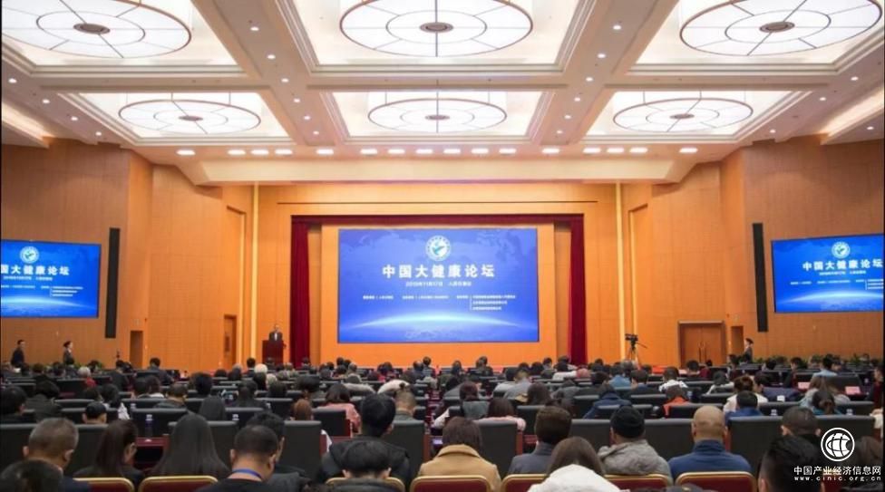     關注中老年口腔健康，助力健康養老